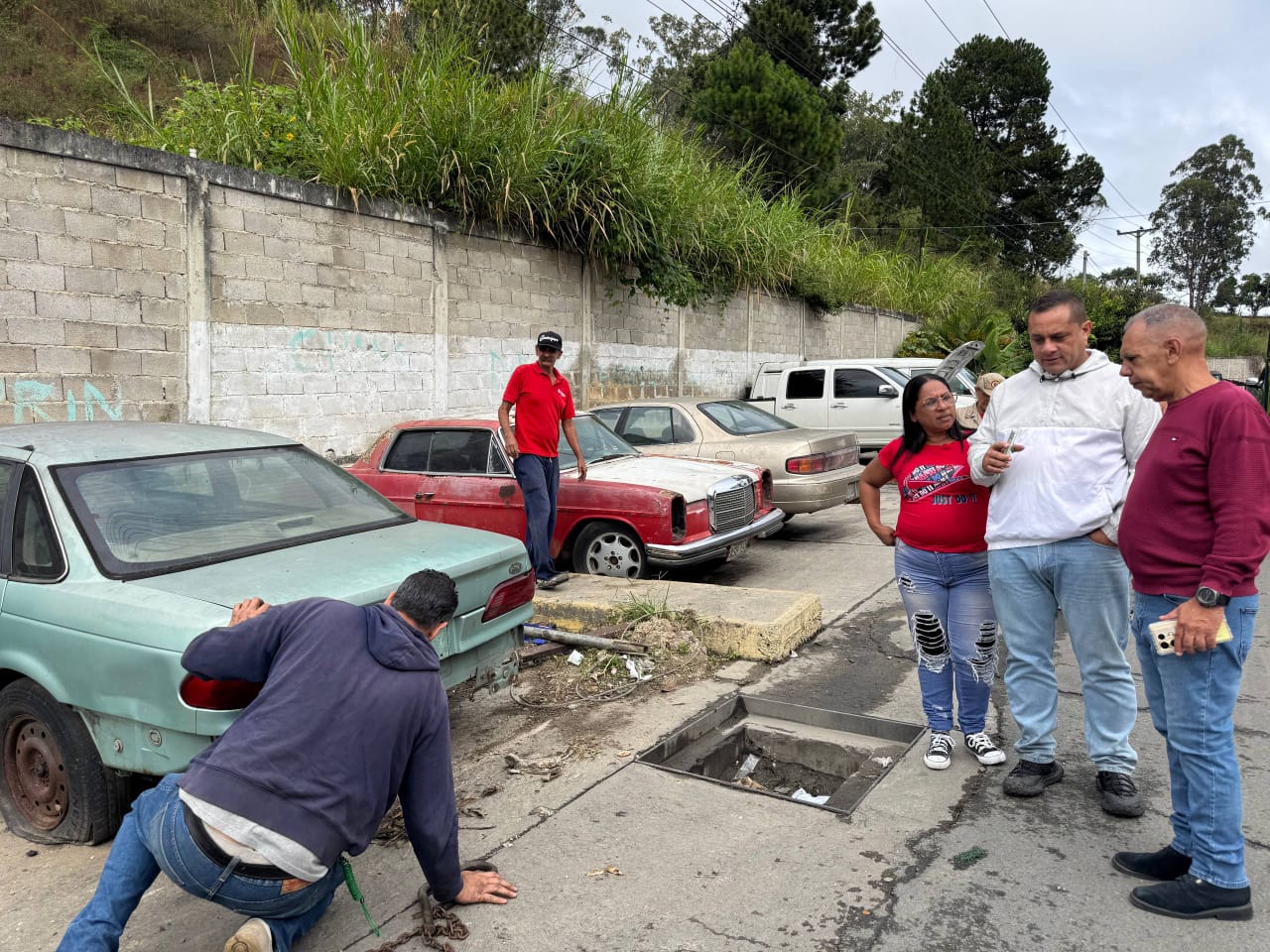 Plan de Saneamiento Ambiental libera de chatarra sectores de Los Teques