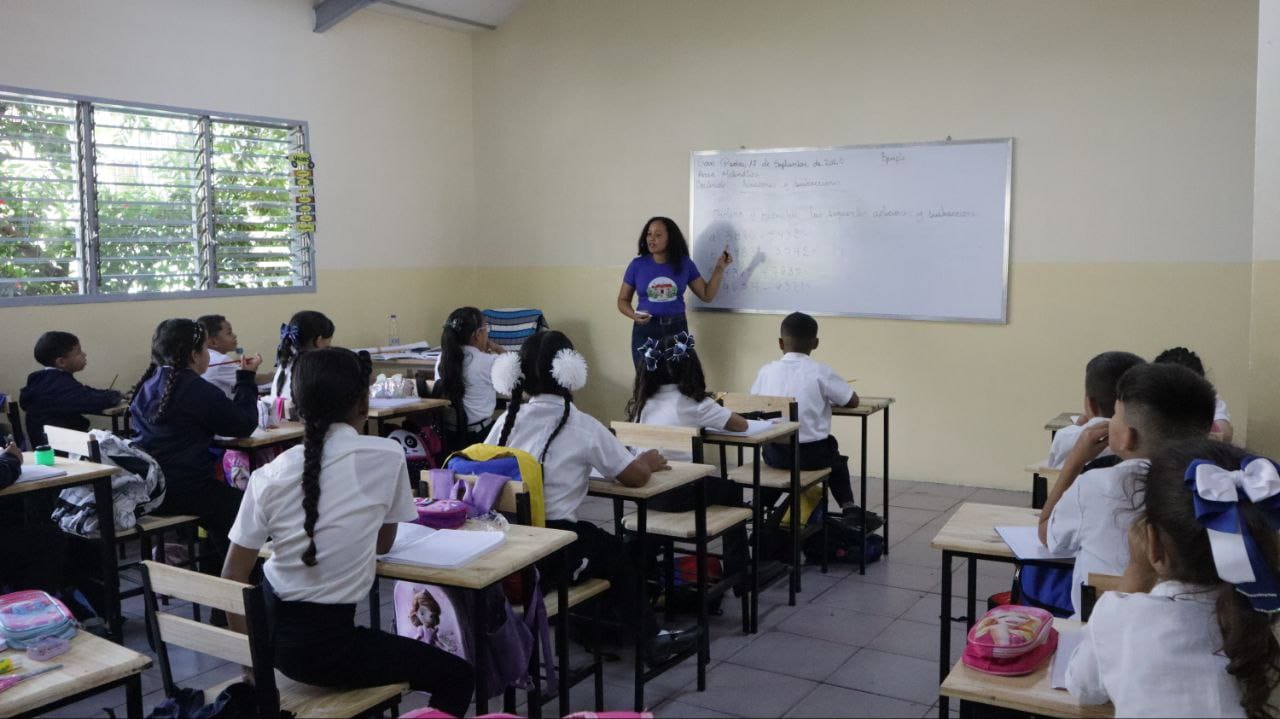 Guaicaipuro registra 75 % de asistencia en regreso a clases