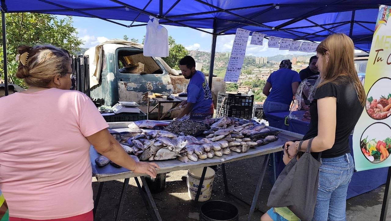 Fortalecen soberanía alimentaria con Mercado a Cielo Abierto en La Macarena